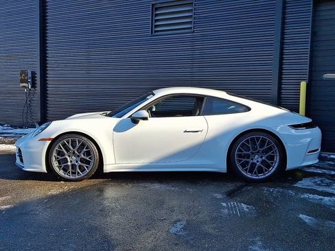 Used 2025 Porsche 911 Carrera S image 2