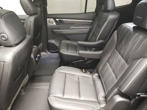 New 2026 Buick Enclave Avenir w/ Super Cruise Package image 28