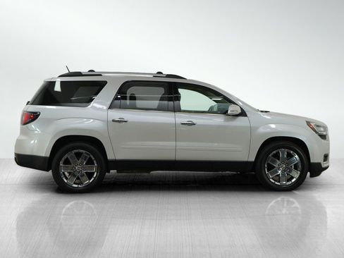 Used 2017 GMC Acadia Limited SLT image 6