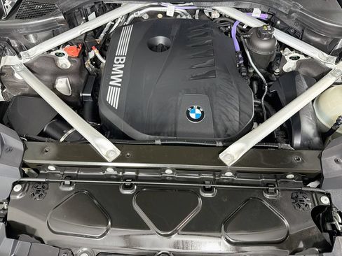 Used 2025 BMW X7 xDrive40i w/ Executive Package AWD/4WD image 32
