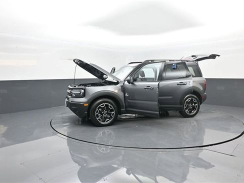 Certified 2025 Ford Bronco Sport Outer Banks w/ Outer Banks Tech Package+ image 38