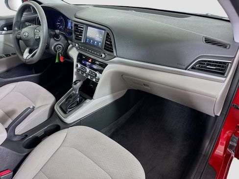 Used 2020 Hyundai Elantra SEL FWD image 29