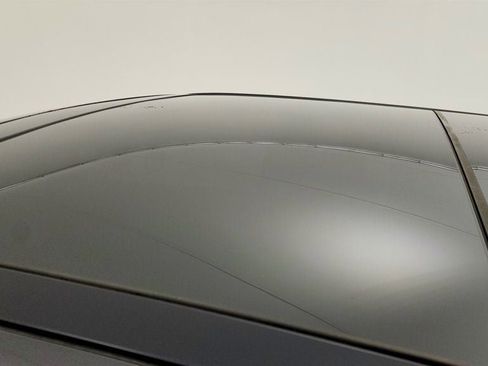 Used 2024 Land Rover Range Rover Evoque Dynamic SE image 10