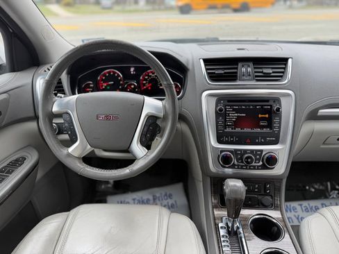 Used 2017 GMC Acadia Limited SLT image 27