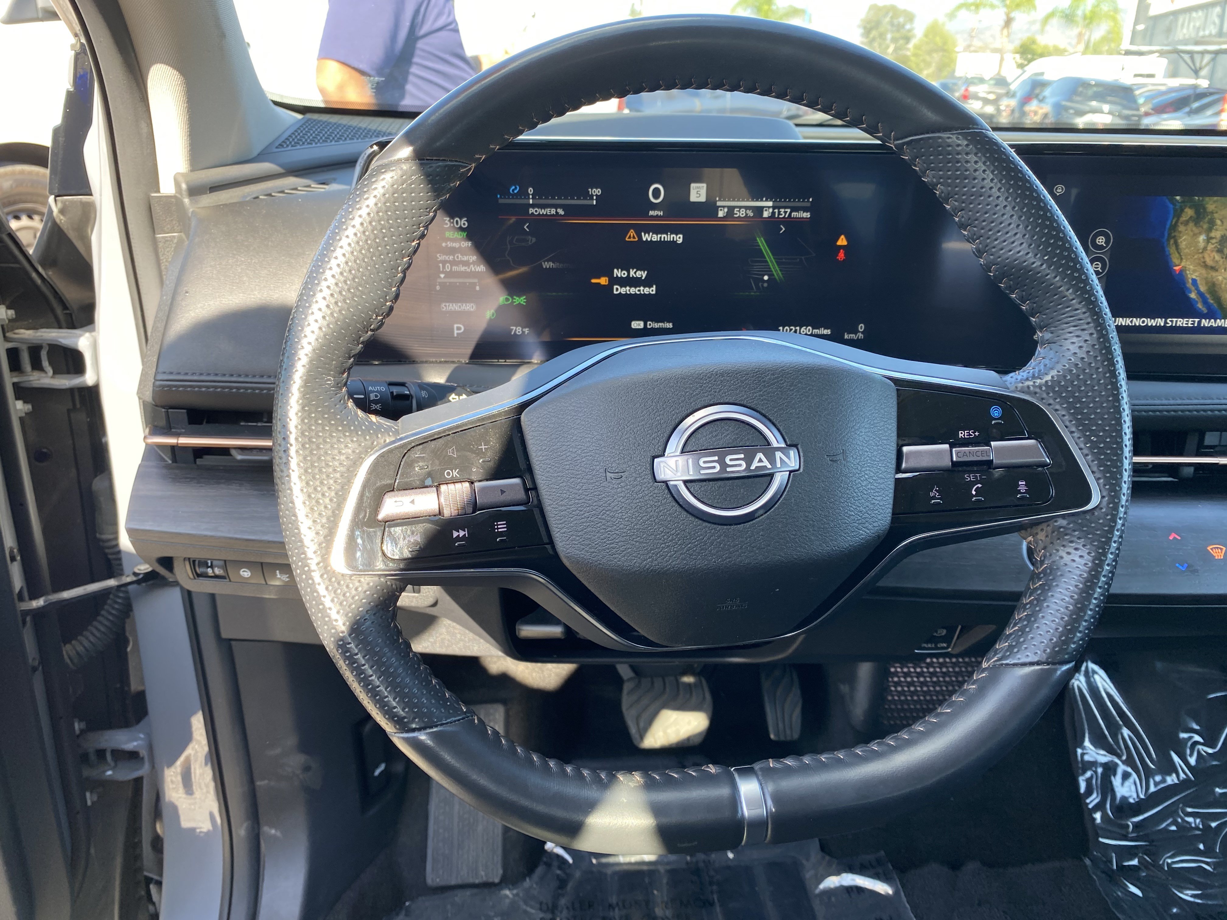 Used 2023 Nissan Ariya FWD image 25