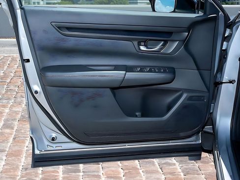 Certified 2023 Honda CR-V Sport image 11