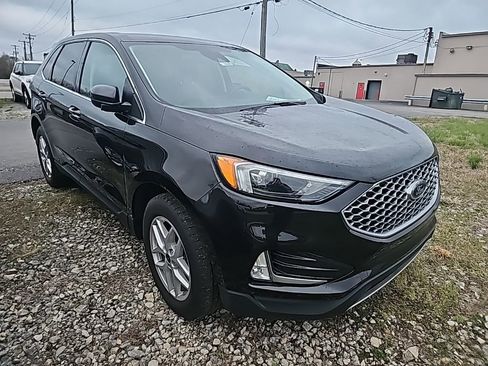 Used 2023 Ford Edge SEL w/ Convenience Package image 5