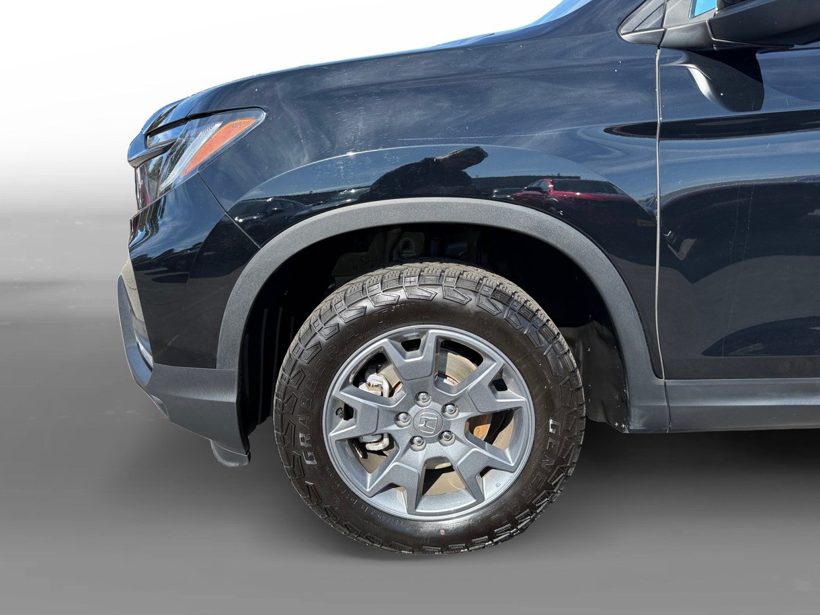 Used 2024 Honda Passport TrailSport image 9