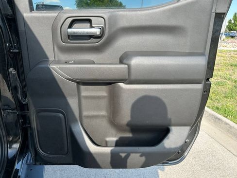 Used 2019 Chevrolet Silverado 1500 Custom w/ Custom Value Package RWD image 37