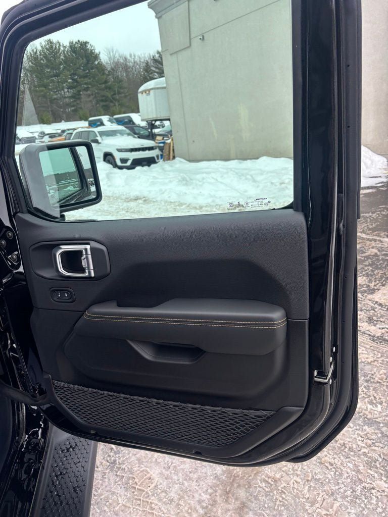 New 2026 Jeep Wrangler Unlimited Sahara AWD/4WD image 19