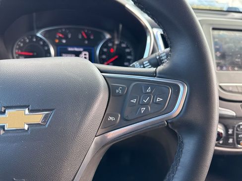 Used 2023 Chevrolet Equinox LT image 18