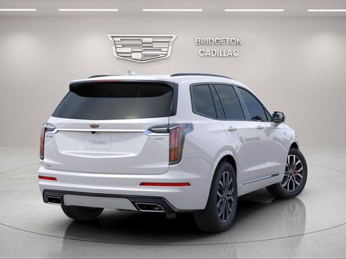 New 2025 Cadillac XT6 Sport w/ LPO, Floor Liner Package image 8