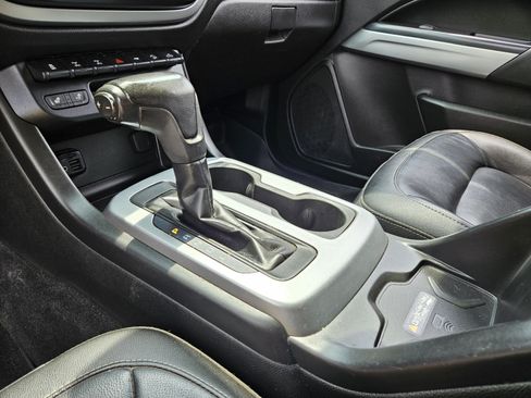 Used 2020 Chevrolet Colorado ZR2 AWD/4WD image 24