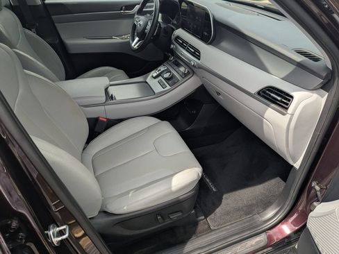 Used 2020 Hyundai Palisade SEL w/ Premium Package FWD image 12