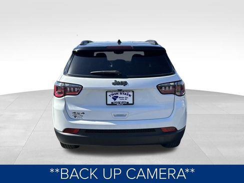 Used 2024 Jeep Compass Latitude w/ Convenience Group image 6