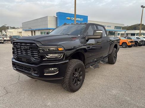 Used 2025 RAM 2500 Big Horn image 3