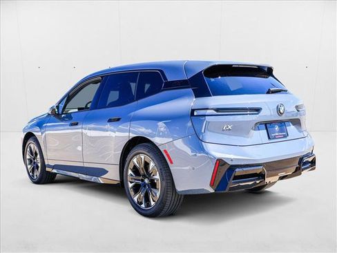 New 2026 BMW iX xDrive60 image 7