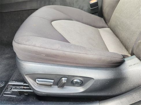 Used 2022 Toyota Camry LE image 18