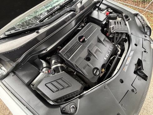 Used 2016 GMC Terrain SLT image 16