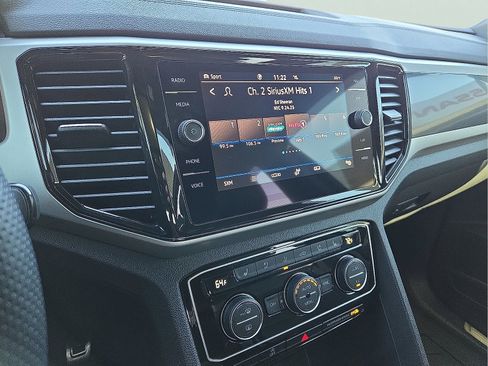 Used 2023 Volkswagen Atlas Cross Sport SEL Premium R-Line image 18