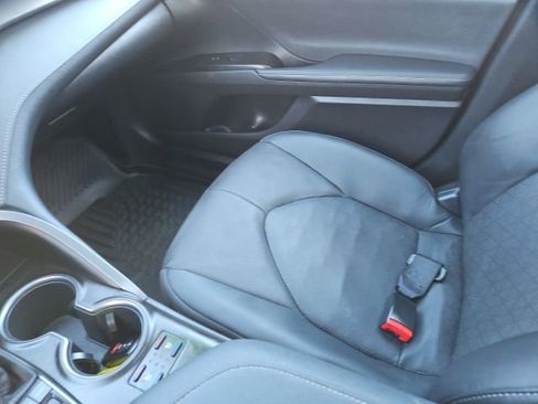 Used 2024 Toyota Camry XSE w/ Navigation Package image 23