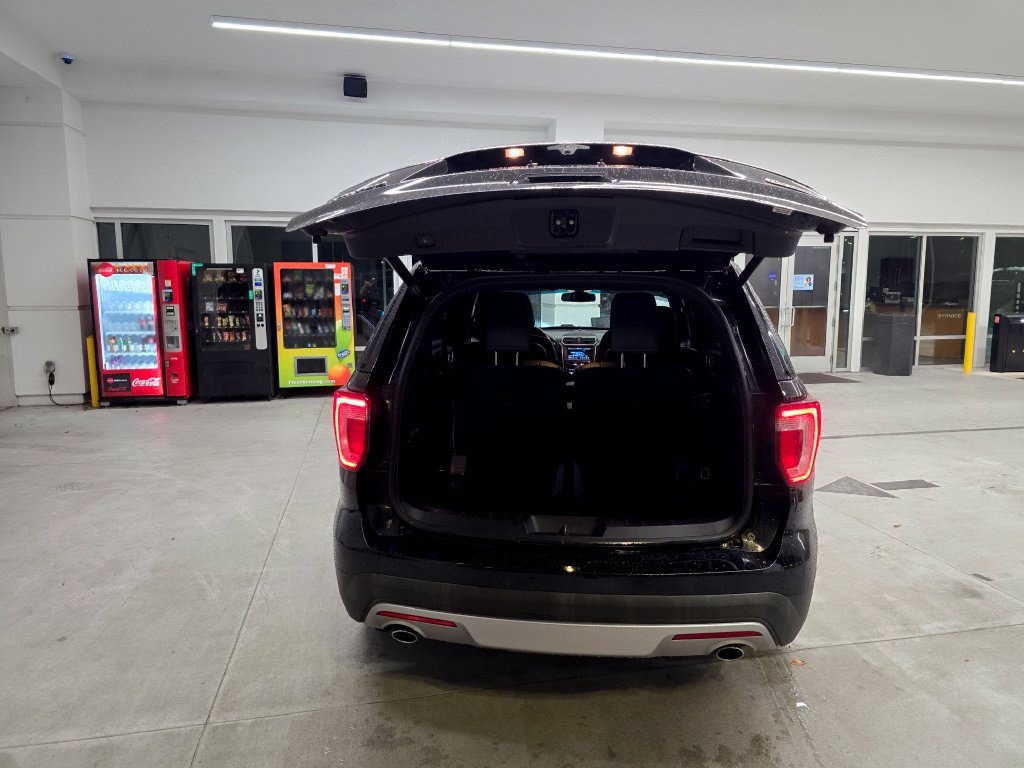 Used 2016 Ford Explorer Limited w/ Equipment Group 301A FWD image 40
