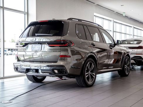 New 2026 BMW X7 xDrive40i w/ Dynamic Handling Package image 3