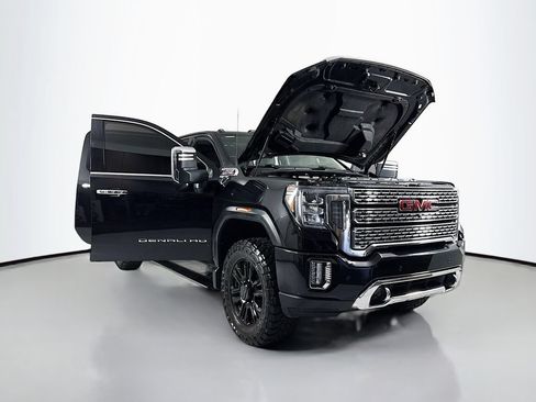 Used 2022 GMC Sierra 3500 Denali w/ Denali Black Diamond Edition AWD/4WD image 24