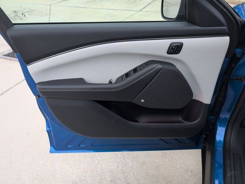 New 2025 Ford Mustang Mach-E Premium image 26