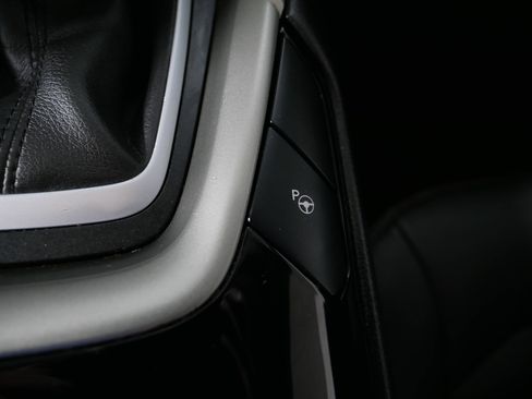 Used 2013 Ford Fusion SE FWD image 29