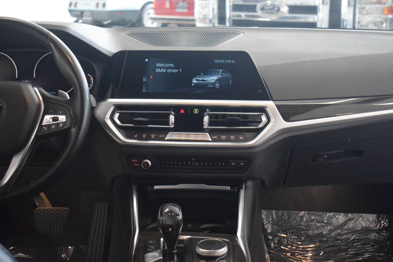 Used 2019 BMW 330i Sedan w/ Driving Assistance Package RWD image 24