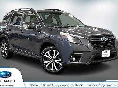 Used 2023 Subaru Forester Limited image 1