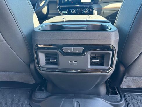 Used 2026 GMC Sierra 1500 AT4 w/ AT4 Premium Package AWD/4WD image 31