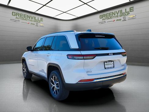 New 2025 Jeep Grand Cherokee Limited w/ Trailer Tow Package AWD/4WD image 5