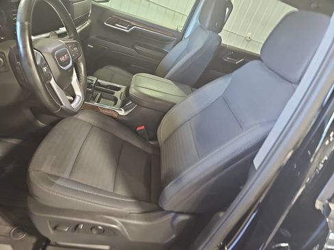 Used 2024 GMC Sierra 1500 Elevation w/ Preferred Package AWD/4WD image 14