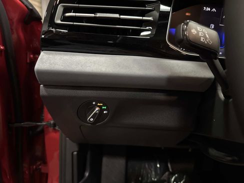 New 2026 Volkswagen Jetta SE image 31