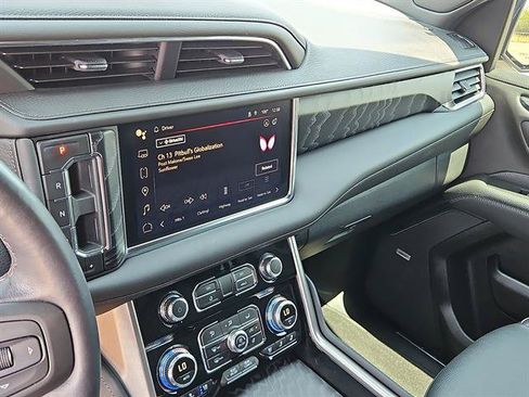 Used 2023 GMC Yukon Denali w/ Advanced Technology Package RWD image 18