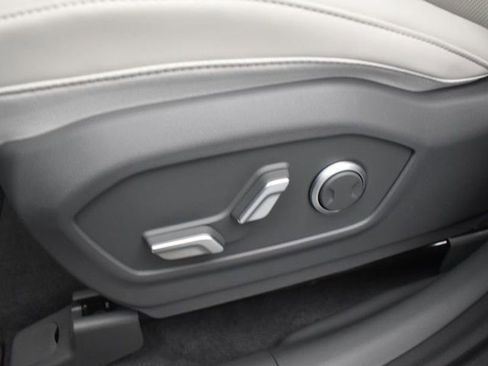 Used 2025 Hyundai Santa Fe SEL image 17