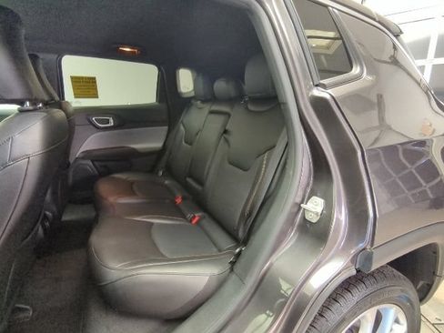 Used 2023 Jeep Compass Latitude AWD/4WD image 25