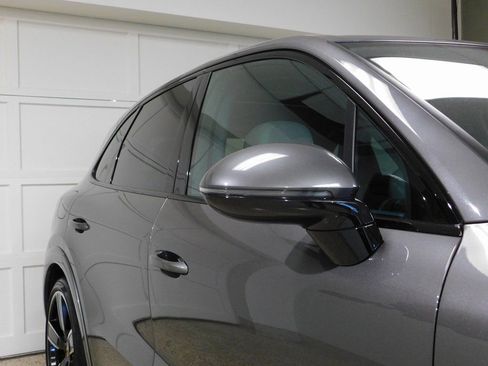 Used 2021 Porsche Cayenne GTS image 11