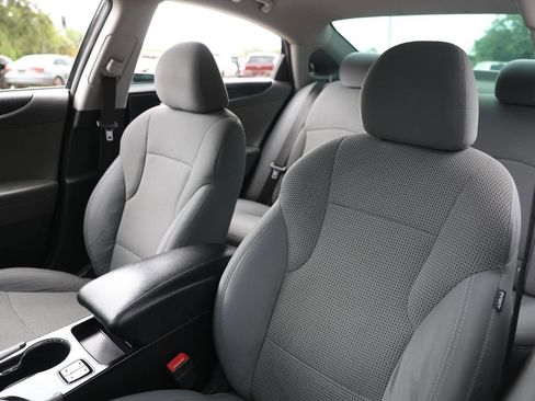 Used 2014 Hyundai Sonata GLS w/ Popular Equipment Group 2 FWD image 6