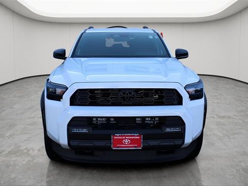 Used 2025 Toyota 4Runner TRD Off-Road image 7