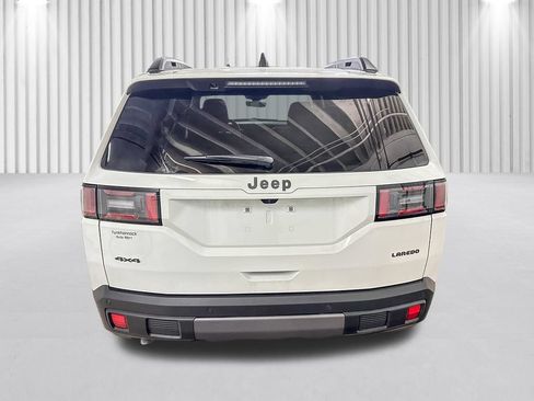 New 2026 Jeep Cherokee Laredo AWD/4WD image 7