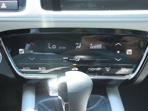 Used 2022 Honda HR-V EX image 22