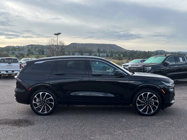 Used 2025 Lincoln Nautilus Black Label AWD/4WD image 6