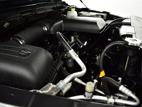 Used 2016 RAM 1500 Express AWD/4WD image 19