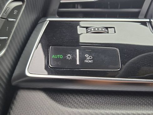 New 2026 Audi RS Q8 performance AWD/4WD image 26