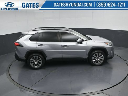Used 2019 Toyota RAV4 Limited AWD/4WD image 49