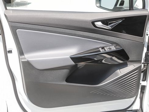 Used 2022 Volkswagen ID.4 Pro image 21