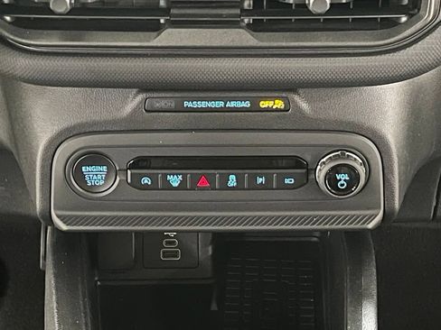 Certified 2025 Ford Bronco Sport Outer Banks w/ Outer Banks Tech Package+ AWD/4WD image 24